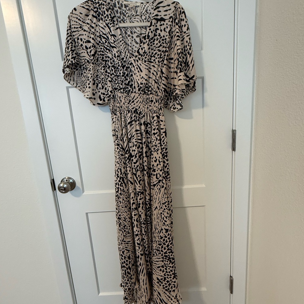 Chic Black and Cream Maxi Dress